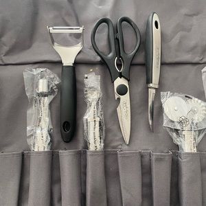 WOLFGANG PUCK - kitchen essentials tool kit with case